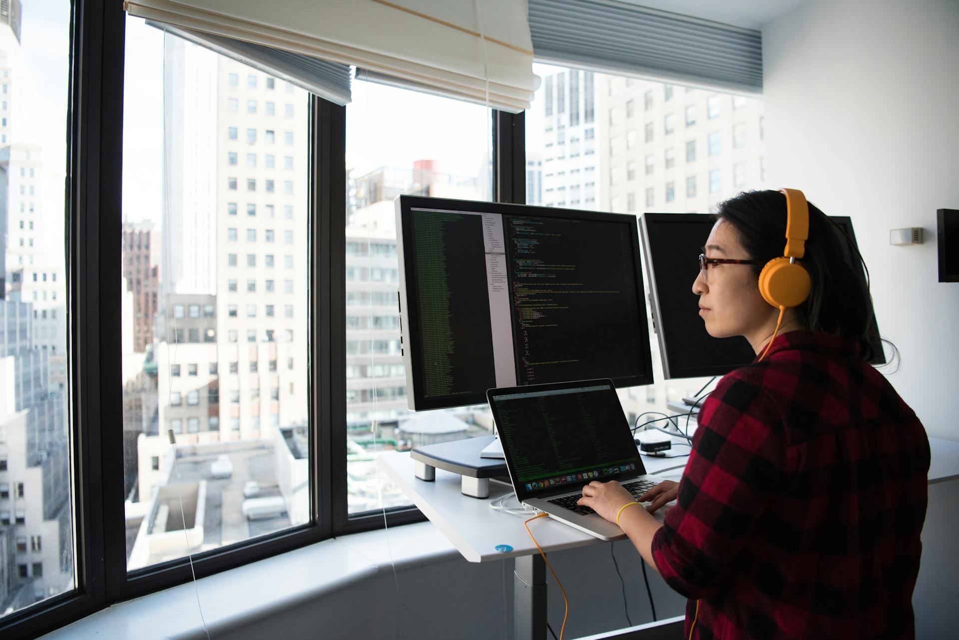 Netzwerk- und CI-Metapher: Runner-Onboarding auf Cloud-Mac in kurzer Zeit