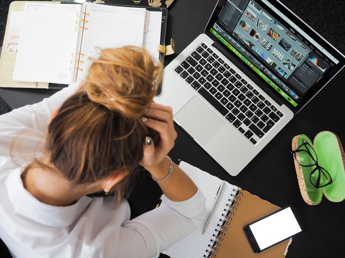 MacBook에서 iOS CI 빌드 속도 최적화 결과를 확인하는 개발자